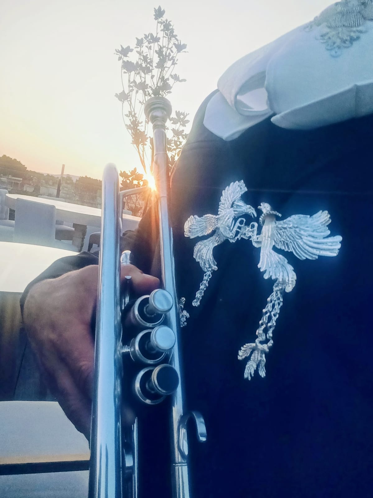 Trompeta decorada de un mariachi tradicional mexicano